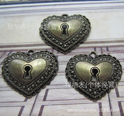 復(fù)古桃心項(xiàng)鏈配飾 手工DIY的精致選擇與廠家直供優(yōu)勢(shì)